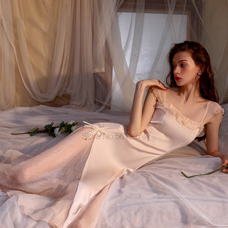 Négyszögű nyakú hálóruha női, hosszú szatén hálóing, csipke patchwork hálóing masnival, nyári elegáns, palotastílusú hálóruha