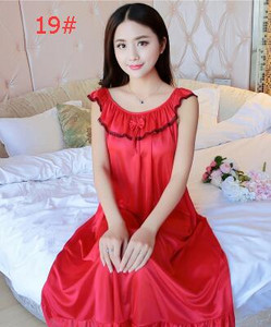 Naiste varrukateta šifoonist öökleit suures suuruses naiste seksikas satiinist siidist öösärk Naiste pitsiline koduriietus magamiskott B-5329
