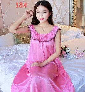 Naiste varrukateta šifoonist öökleit suures suuruses naiste seksikas satiinist siidist öösärk Naiste pitsiline koduriietus magamiskott B-5329
