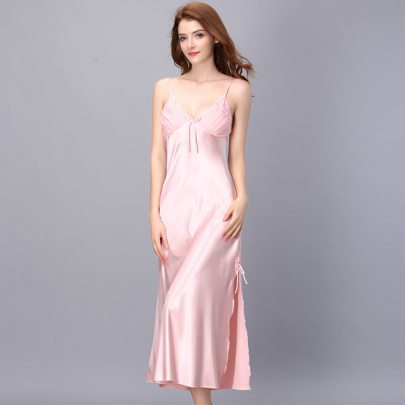 1947. aasta suvise slipiga seksikas naiste ööriided, pikad satiinist öösärgid, pitsist kirjud, reguleeritav rihm Seksikas magamiskoit Koduriided