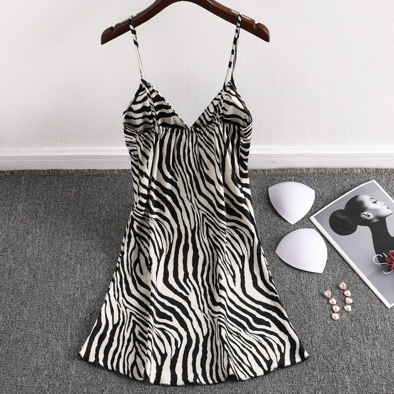 Szexi V nyakú hálóruha Hálóruha csipke szatén selyem pizsama ujjatlan ruha női hálóruha pizsama mellkaspárnával