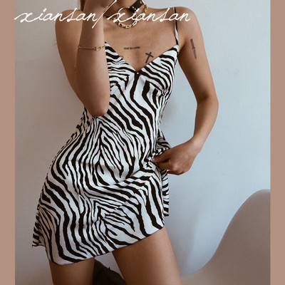 SP&CITY Ins Hot Sexy Nightdress Piens Zīds Mīksts Elpojošs Zebra Naktskrekls Satīna V veida kakla Veste Svārki Gulēšanas apģērbs Intīmi Aksesuāri