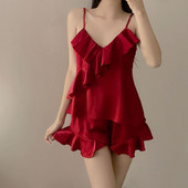 Lisacmvpnel Ledus zīda pidžamas Sieviešu vasaras seksīgi bikšturi Šorti pidžamas Divdaļīgi komplekti ar krūšu polsteriem Salds guļamveļa