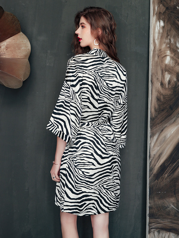 Νέα σέξι πιτζάμες καμισόλε γυναικεία ρόμπα φόρεμα σετ μεταξωτό μακρυμάνικο κοστούμι σαλονιού καλοκαιρινές πιτζάμες μόδας Σπίτι Σέξι εσώρουχα ύπνου