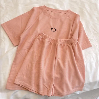 Vasaras sieviešu trikotāžas kokvilnas marle ar īsām piedurknēm šorti pidžamas uzvalks sieviešu kreps Happy Face plānas atpūtas telpa mājas pidžamas sievietēm