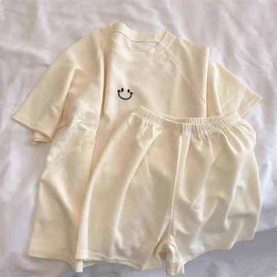 Vasaras sieviešu trikotāžas kokvilnas marle ar īsām piedurknēm šorti pidžamas uzvalks sieviešu kreps Happy Face plānas atpūtas telpa mājas pidžamas sievietēm