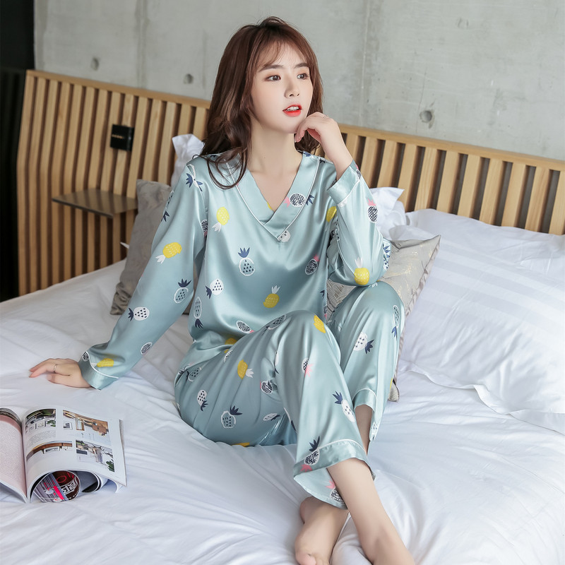 Sieviešu pidžamu komplekti Jauns 2022. gada rudens ziedu apdruka Modes Luksusa sieviešu mākslīgā zīda divu gabalu krekli, garas bikses, guļamveļa komplekts