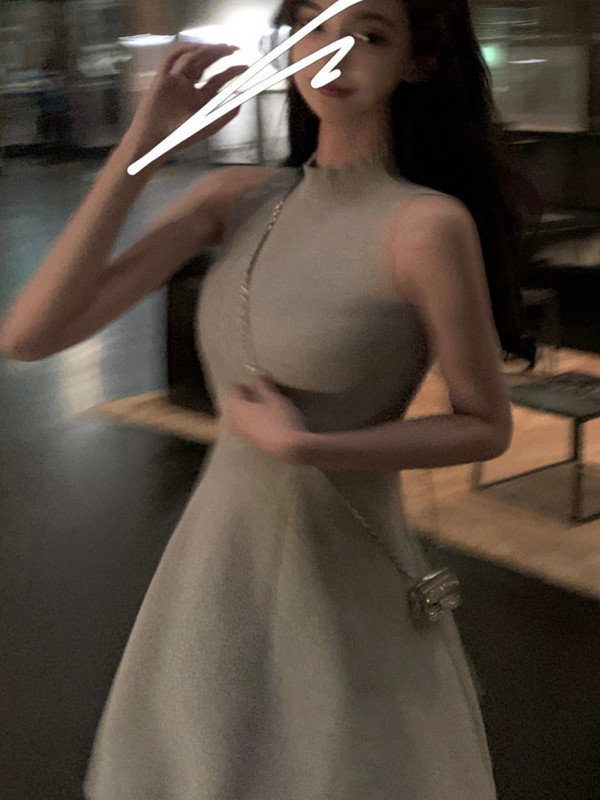 Väikesed kudumiskleidid naistele Armas õrn suvine õhuke temperament Seksikas minimalistlik varrukateta õpilastele Populaarne vabaajariietus