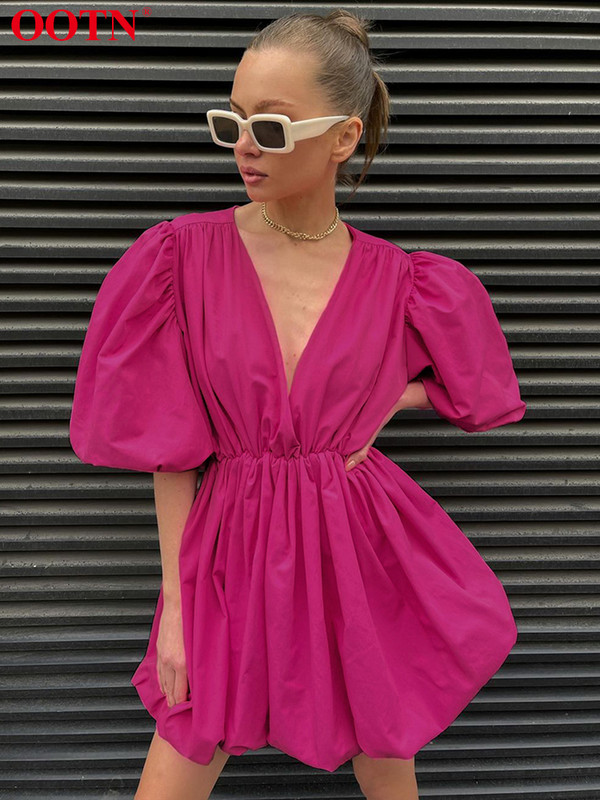 OOTN divatos alkalmi rövid ruhák női 2022-es lámpás ujjú, V-nyakú szexi fehér ruha nyári elegáns, redőzött A-vonalú női ruha