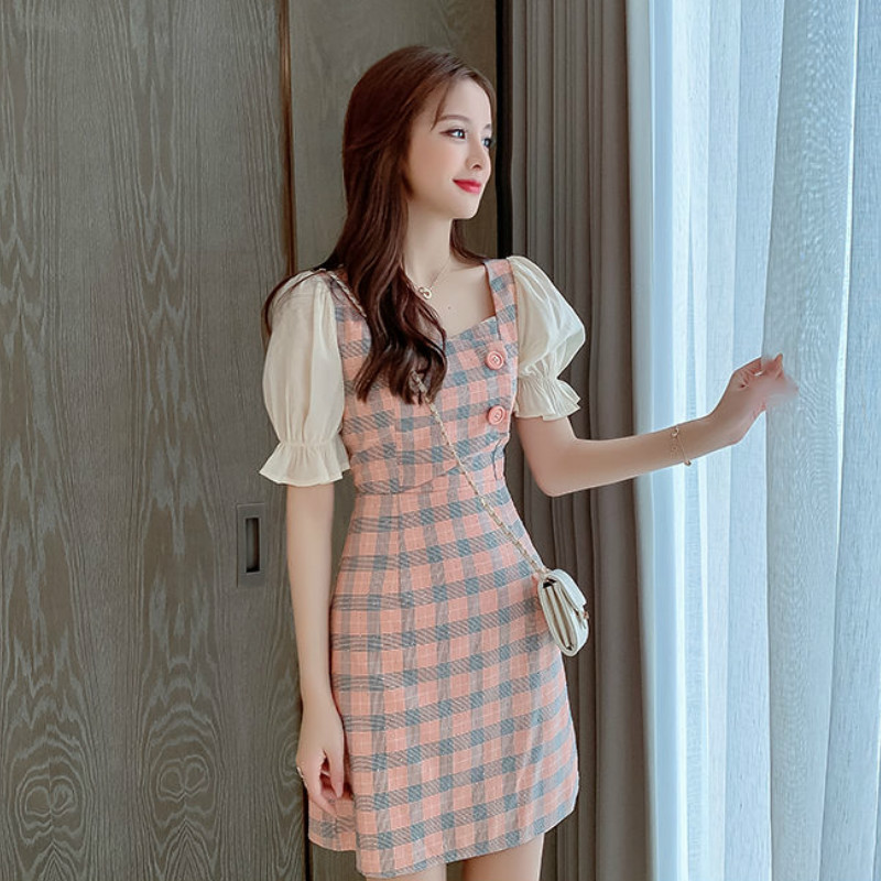 Rövid ujjú női ruha, rózsaszín, kockás gombok, négyzet alakú gallér koreai stílusú, édes vintage dizájn Elegáns mindennapi karcsúsított, aranyos divat