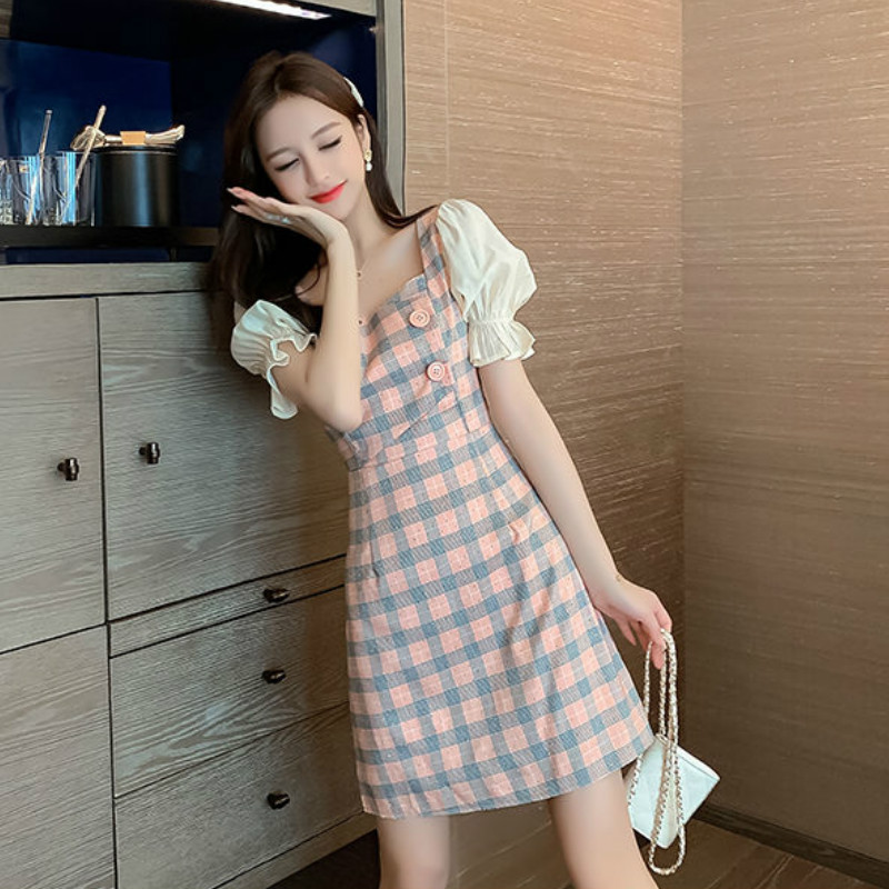 Rövid ujjú női ruha, rózsaszín, kockás gombok, négyzet alakú gallér koreai stílusú, édes vintage dizájn Elegáns mindennapi karcsúsított, aranyos divat