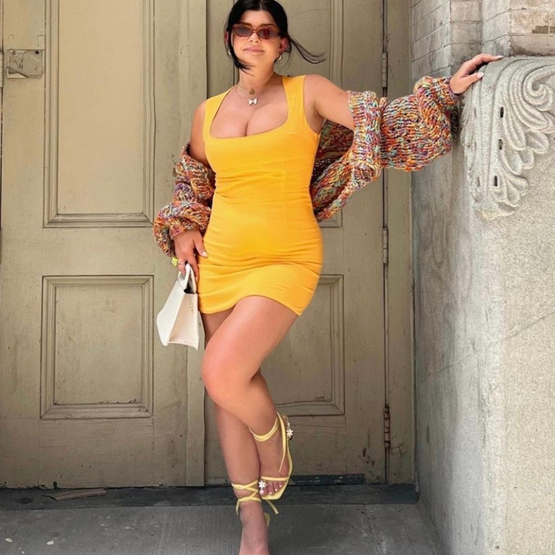 Női, sárga, egyszínű ujjatlan, hát nélküli, négyszögletes klubruházat, divatos nyári rövid, vékony testes ruha