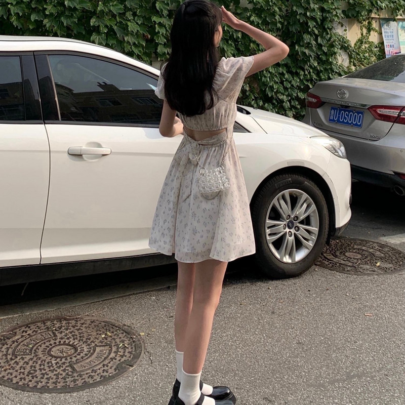 Mini haljine Ženske ljetne izdubljene Seksi fakultetske Lijepe djevojke koje izlaze u francuskom stilu Trendovske studentice Slatke A-kroja s puf rukavima Novo