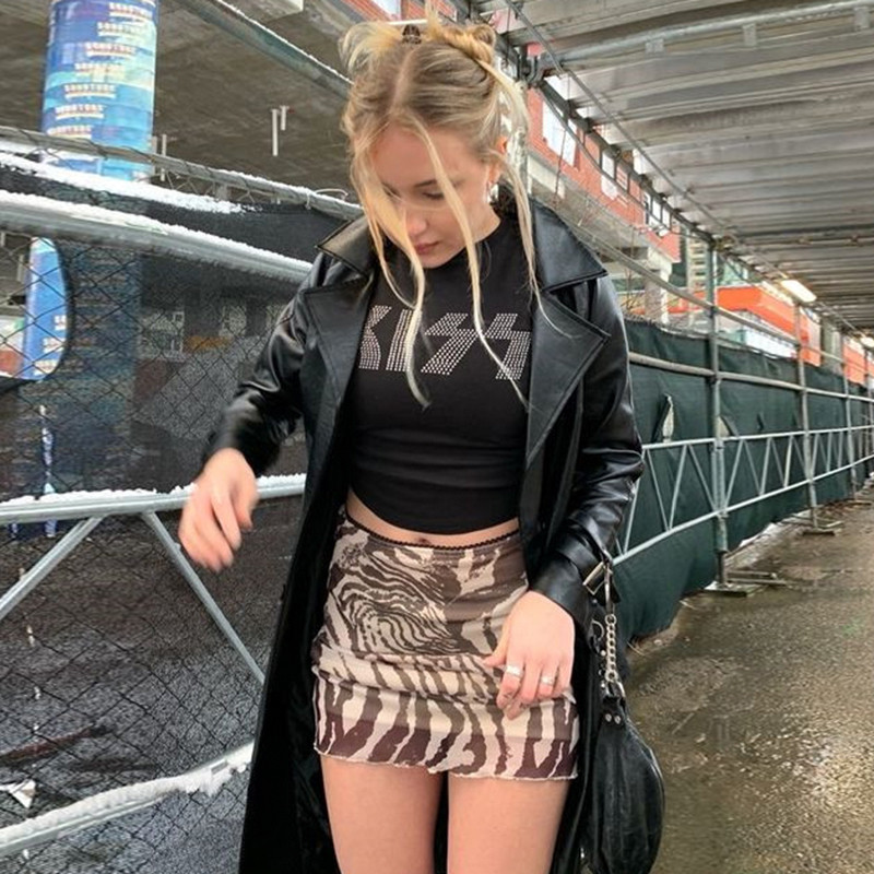 Retro barna Harajuku Y2K mini szoknya női koreai nyomtatott aranyos 90-es évek szoknya nyári klub viselet táska csípő női ruhák egyenes szoknya