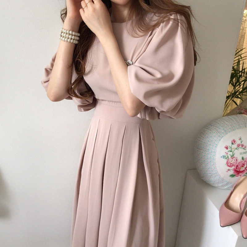 Eleganta korejiešu ikdienas eleganta kleita sievietēm ar augstu vidukli, siksnām ar O-kaklu, īsām piedurknēm ar kroku midi kleitas 2023. gada vasarā