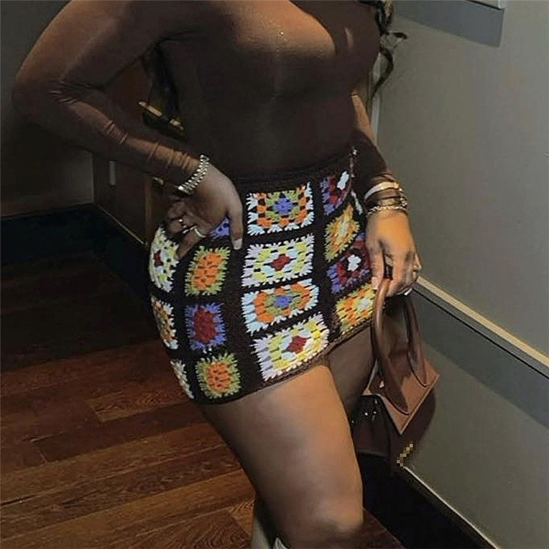 Sieviešu 2023. gada vasaras sieviešu jaunā komplektācija gurnu svārki ar augstu vidukli, rūtainu apdruka, tievi pusķermeņa svārki vairumtirdzniecība