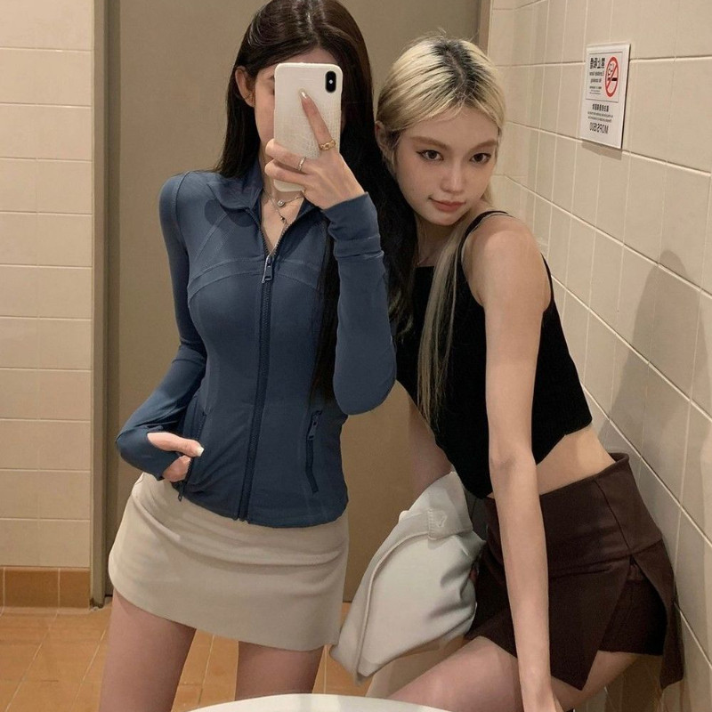 Mini szoknyák Női Szexi Vékony Szabálytalan oldalsó hasítékos nyári All-Match magas derekú Hotsweet Solid Fashion Esztétikus Jupe Femme