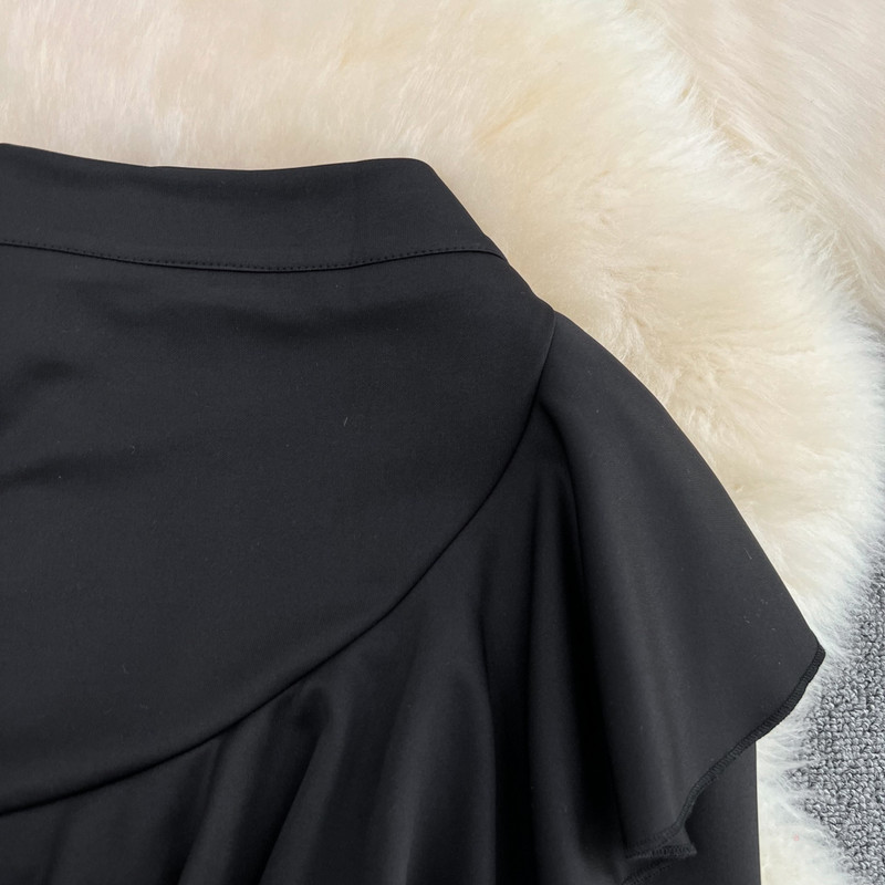 Könnyű érett szél Professzionális temperamentum toldó bojt szabálytalan vékony karcsú szexi csomag csípő félszoknya