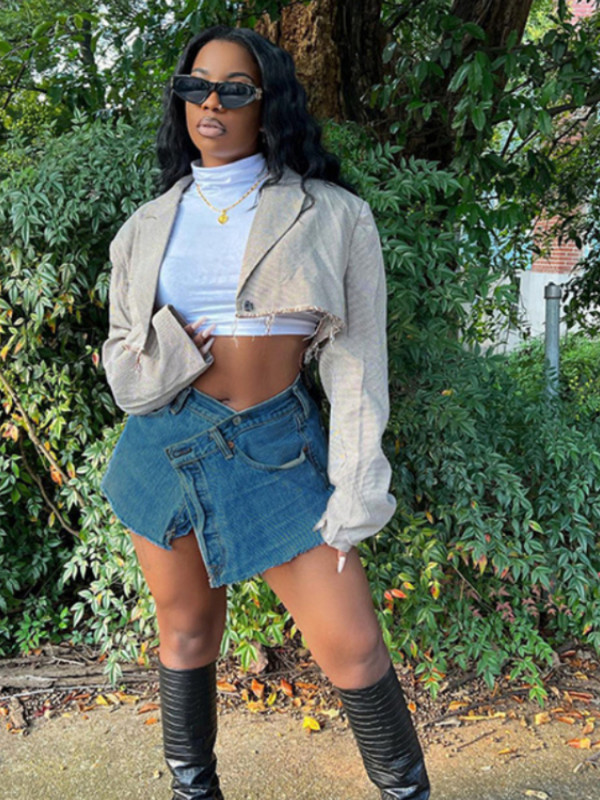 Seksīgi svītraini šņoršorti sievietēm 2023. gada pavasaris, vasara, jauna mode, temperaments, ikdienišķi viltus kabatas īpaši īsi mini sporta šorti