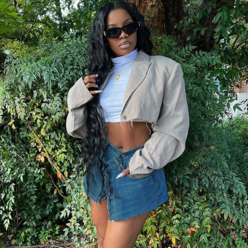 Seksīgi svītraini šņoršorti sievietēm 2023. gada pavasaris, vasara, jauna mode, temperaments, ikdienišķi viltus kabatas īpaši īsi mini sporta šorti