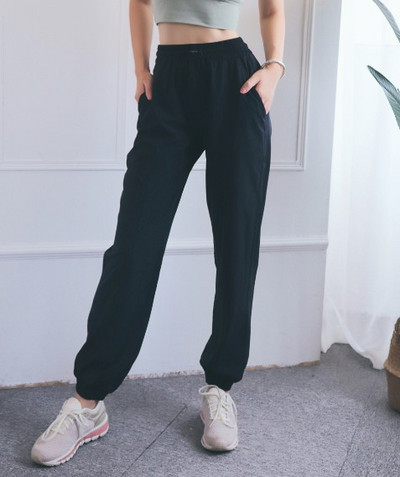 Sieviešu jogas treniņu bikses, 2020