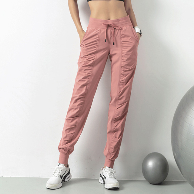 Plonos kūno rengybos sekcijos iš arti Sportinės kelnės Moteriškos laisvos bėgimo kelnės Šokių pratimai Rudens greitai džiūstančios kelnės Joga