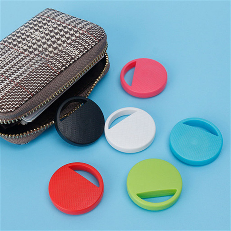 Kaasaskantav mini-kassi koera lemmikloomade jälgimise lokaator, kaotsiminekuvastane peidetud GPS-i jälgimisseade lapse Bluetooth 4.0 mobiilse võtmeotsija seadme jaoks