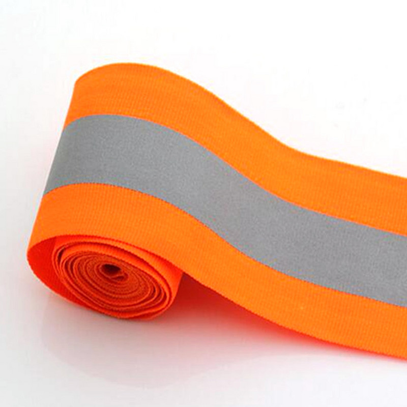 Įspėjimas apie šviesą atspindinčią bagažo juostelę