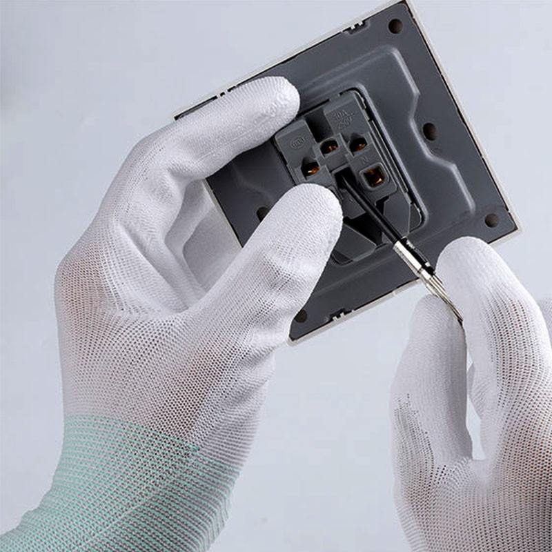 NMSafety 12 pár varrat nélküli kötött fehér nylon bélés bevonatú PU gumi a tenyérre, védő antisztatikus munkavédelmi kesztyű