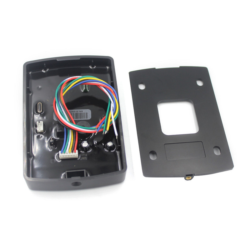 Vandeniui atspari RFID autonominė durų prieigos kontrolės sistema, dviejų valdymo kortelių palaikymas išorinis Wiegand Reader prieigos valdiklis 2000 naudotojas