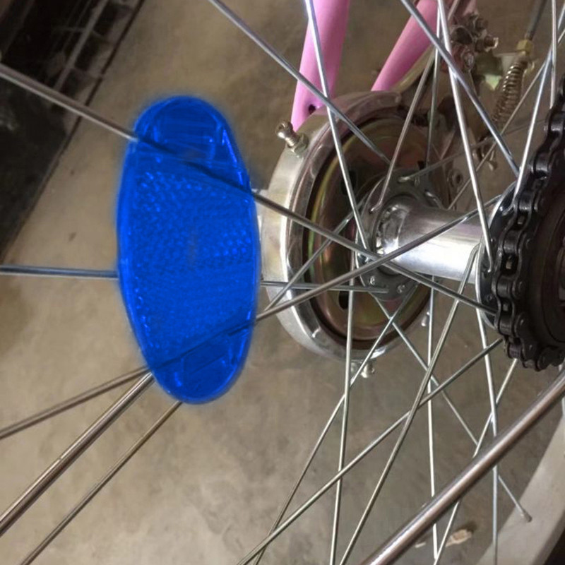 2 db Kerékpárküllős Reflektor Biztonsági Figyelmeztető lámpa Kerékfelni Fényvisszaverő rögzítés Éjszakai fényvisszaverők Villogó lámpák Kerékpáros lámpa