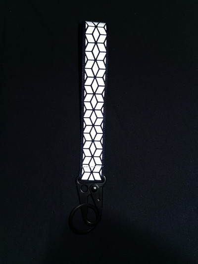 Fényvisszaverő autós kulcstartók Jól látható heveder anyag táskafüggő tartozékokhoz 2,5 cm