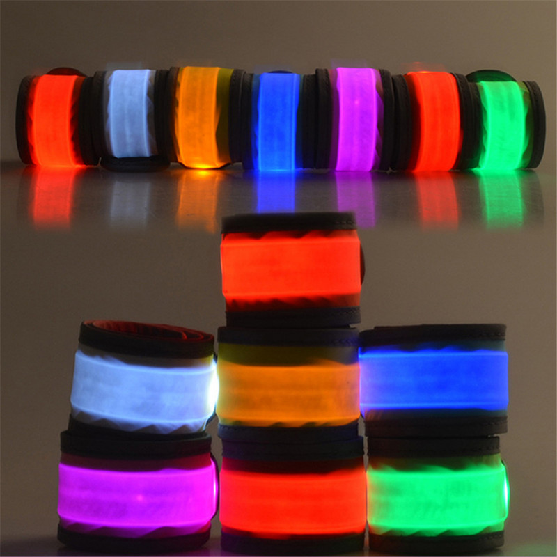 Šviesą atspindinčios juostelės rankovės žėrinčios apyrankės Sportinės LED apyrankės, šviesa naktiniam vaikščiojimui dviračiu, bėgimo saugos atšvaitai