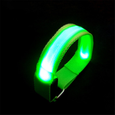 USB-laadimine LED-valgustusega ööjooks käevõru õuespordi jaoks helkur turvavöö jalgrattasõit helendav käerihm