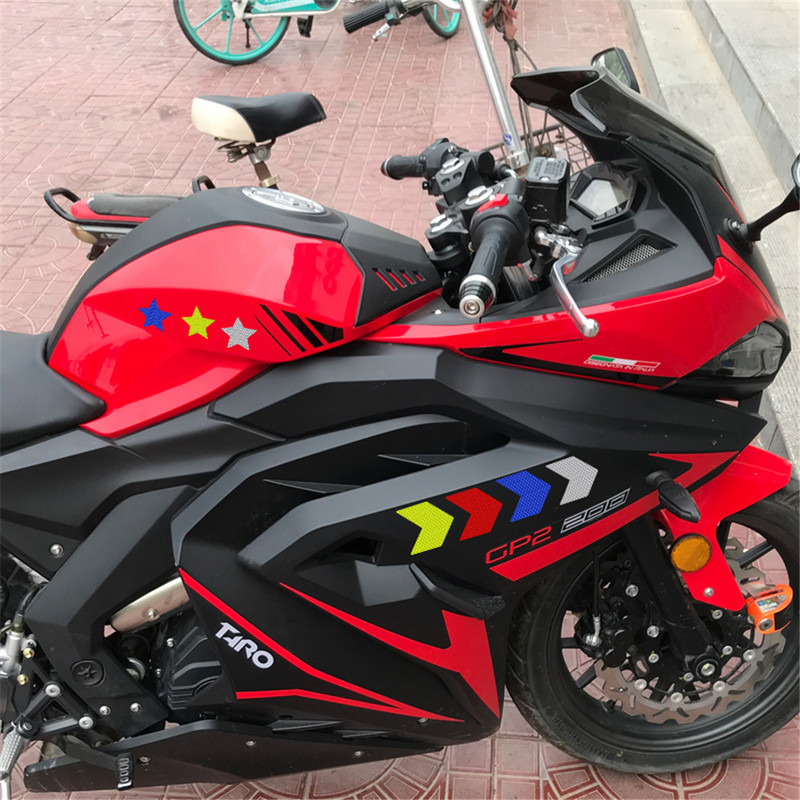 10 gab./komplektā Automašīnas uzlīme atstarojoša pentagrammas lente Brīdinājuma drošības uzlīme automašīnas bufera bagāžnieka atstarotāja bīstamības lentei automašīnas stilam