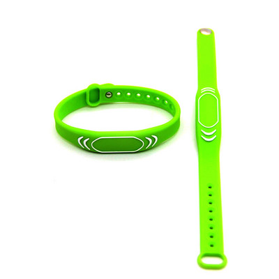 Beskontaktna ID kartica Pasivna samo za čitanje 125KHz Alien EM4100 TK4100 RFID kartica Vodootporna sigurnosna ABC silikonska narukvica Oznaka za privjesak