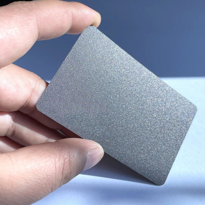 NTAG215 värviline NFC-kaart Tagmo jaoks töötab lülitiga. Saadaval kõigi NFC-mobiiltelefonide jaoks