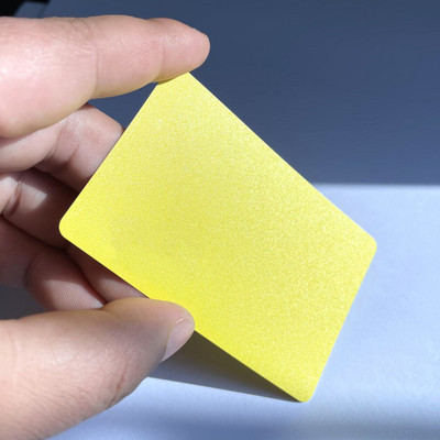 NTAG215 värviline NFC-kaart Tagmo jaoks töötab lülitiga. Saadaval kõigi NFC-mobiiltelefonide jaoks