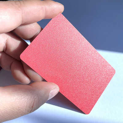 NTAG215 värviline NFC-kaart Tagmo jaoks töötab lülitiga. Saadaval kõigi NFC-mobiiltelefonide jaoks