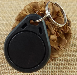 30 gab M1 S50 RFID atslēgu meklētāja karte IC atslēgu piekariņa karte M1 piekļuves kontroles dzīvojamā īpašuma karte 13,56MHZ 14443A ABS ūdensizturīga