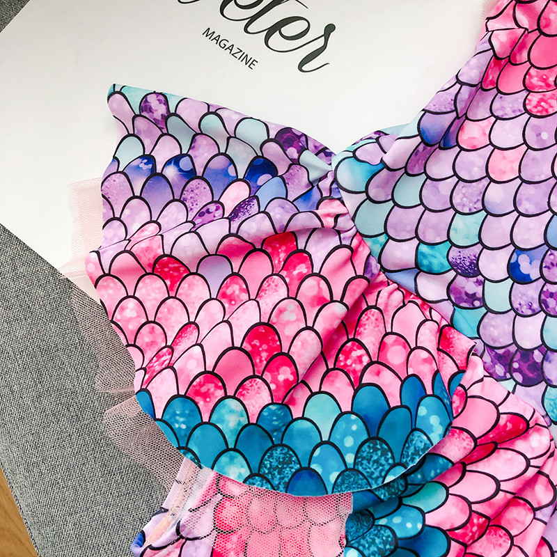 Mermaid Kids Girl One Piece peldkostīms Tīkla bērnu peldkostīms ar svārkiem Jauki maza meitene peldēšanai pludmales svārki peldkostīmi