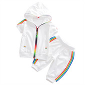 2 db Kids Unisex Lányok Fiú Nyári Sport öltöny Szivárványmintás Csíkos kapucnis kapucnis rövid ujjú pulóver felső és nadrág szett