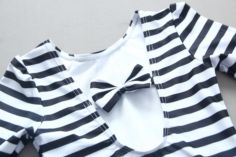 UPF50+ Μαγιό για κορίτσια 1~8Y Μικρό παιδικό βρεφικό μαγιό υψηλής ποιότητας Παιδικό μαγιό με καπέλο Παιδικό κοστούμι για σερφ για κορίτσια-SW606