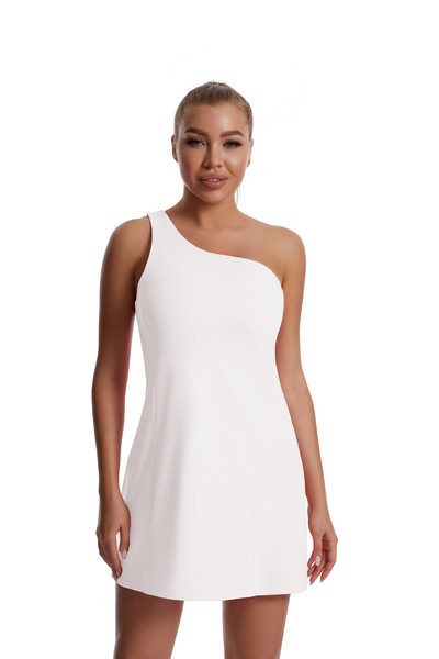 Egy vállú teniszruha nőknek, sportoló golfruha beépített melltartóval, rövidnadrág zsebekkel