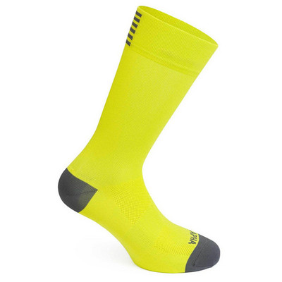 Κίτρινες άντρες Γυναικείες κάλτσες ποδηλασίας για εξωτερικούς χώρους Quick Dry Αθλητικές κάλτσες Ride Κάλτσες συμπίεσης που ταιριάζει σε μέγεθος 38-45