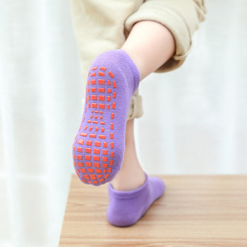 Нови неплъзгащи се детски спортни чорапи Бебешки чорапи за момчета и момичета Памучни чорапи за под Чорапи за батут Дамски дишащи чорапи за пилатес Йога