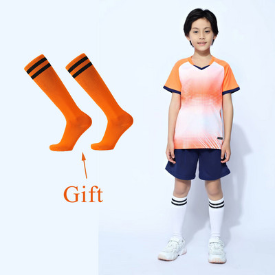 Bērnu futbola sporta komplekti + zeķes, meiteņu futbola krekliņi, studentu komandas futbola treniņu formas, zēnu futbola apģērbi