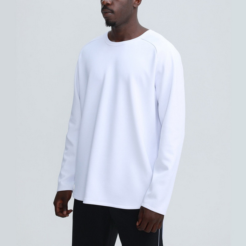 Vyrų rudens žiemos mados sportiniai megztiniai, bėgimo marškinėliai lauke, sporto salė.