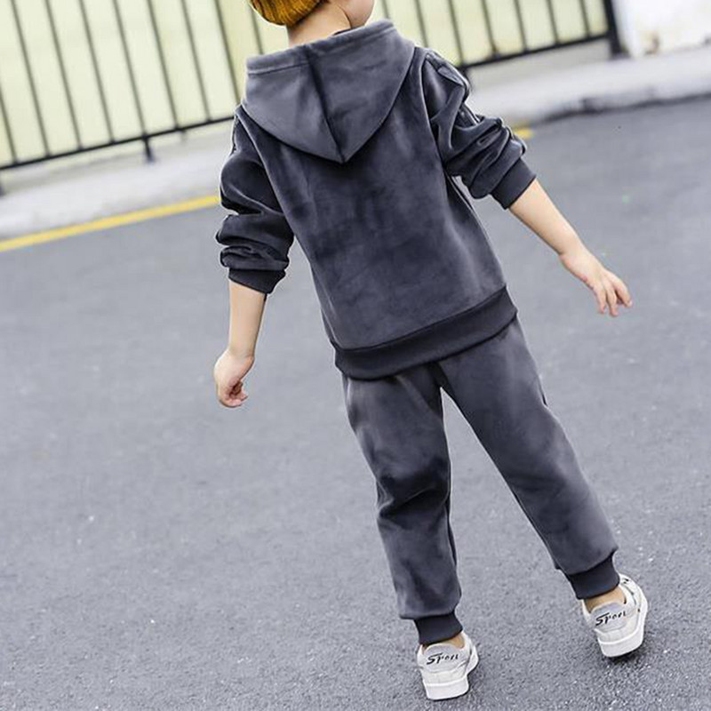 Bērnu, zēnu ikdienas sporta apģērbs, silts samta termiskais sporta tērps treniņtērps Pulovers džemperis ar kapuci ar sporta biksēm divdaļīgs komplekts