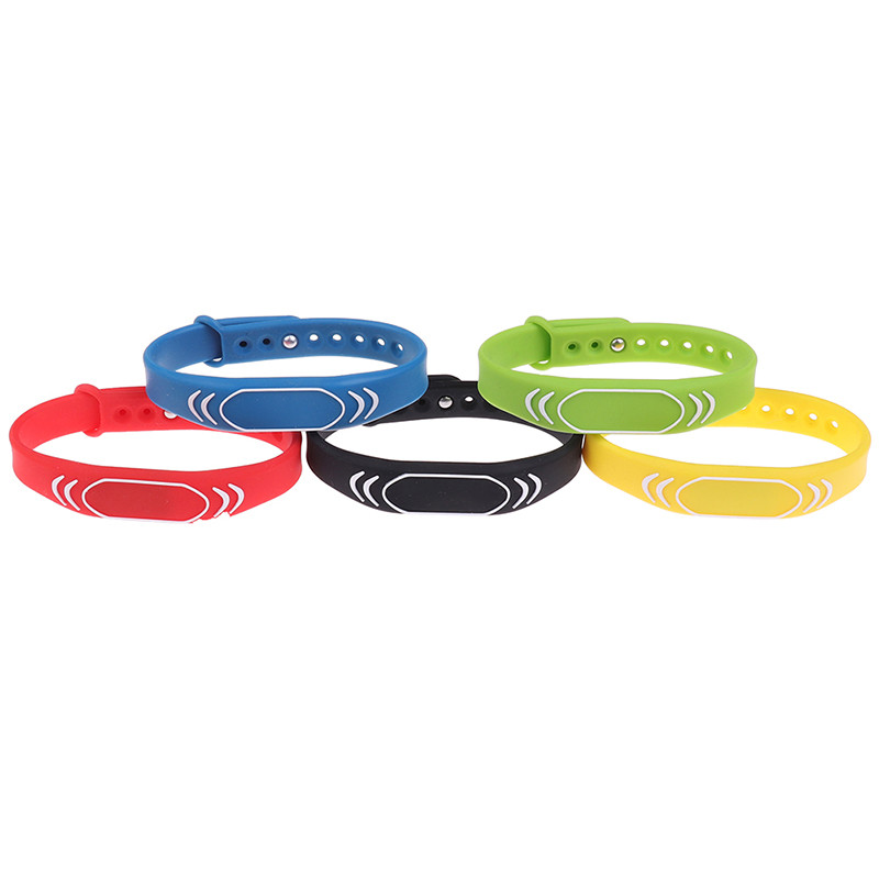 1 vnt. ID 125KHz RFID EM4100/TK4100 Tik skaitoma reguliuojama minkšta apyrankė, silikoninė apyrankė, prieigos valdymo sistemos kortelė